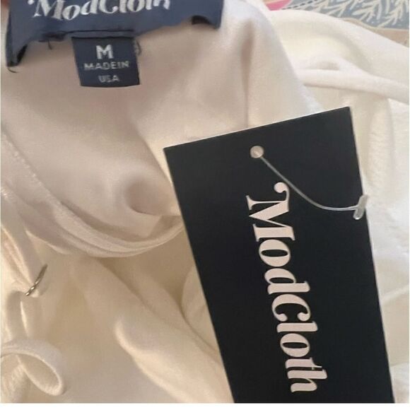 ModCloth Women’s Size Medium Strappy Fit and Flare Dress White Knee Length NWT - Picture 7 of 7